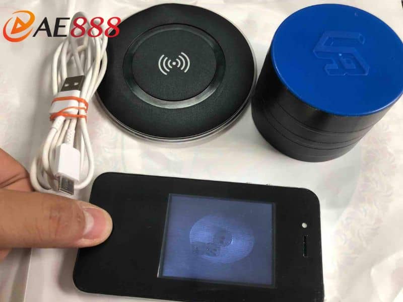 Nắp tài xỉu bịp có gắn camera giúp quan sát được kết quả ván cược Nắp tài xỉu bịp có gắn camera giúp quan sát được kết quả ván cược