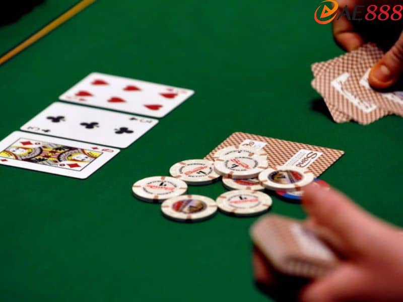 Người chơi 3 bet với phần lớn hand bài mạnh Người chơi 3 bet với phần lớn hand bài mạnh